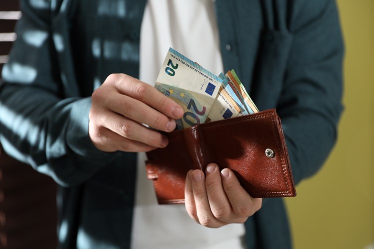 Slika /Slike za vijesti/Plaće - ožujak.jpg